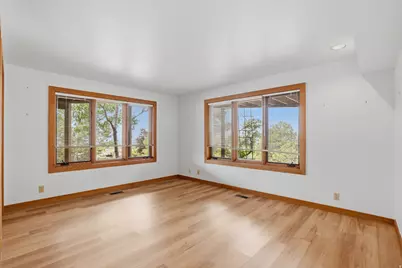 2352 S Lakeline Dr, Salt Lake City, UT 84109 - Photo 47