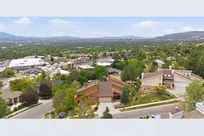 2352 S Lakeline Dr, Salt Lake City, UT 84109 - Photo 63
