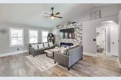 1023 N 3300 W, Layton, UT 84041 - Photo 5