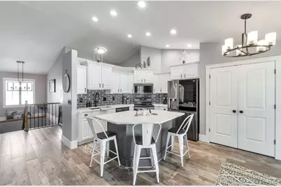 1023 N 3300 W, Layton, UT 84041 - Photo 7