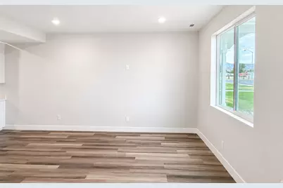 1198 S Village Ln W #A5, Richfield, UT 84701 - Photo 5