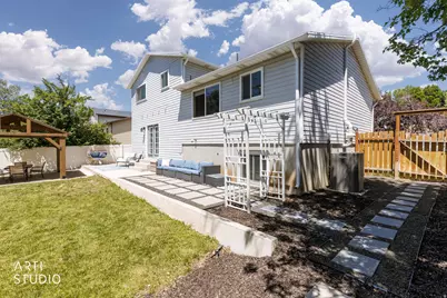 1122 E 2400 N, Layton, UT 84040 - Photo 41