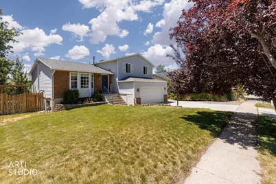 1122 E 2400 N, Layton, UT 84040 - Photo 3
