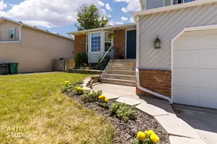 1122 E 2400 N, Layton, UT 84040 - Photo 5