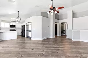 3968 W 775 S, Syracuse, UT 84075 - Photo 7