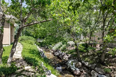 3467 E Danish Rd, Cottonwood Heights, UT 84093 - Photo 31