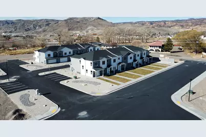 1198 S Village Ln Ln W #A2, Richfield, UT 84701 - Photo 5