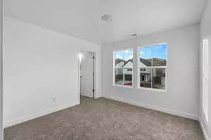 1894 S Queens Gdn Dr, Washington, UT 84780 - Photo 11