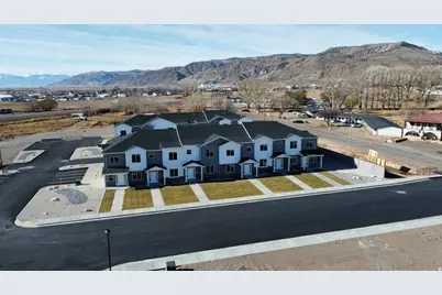 1198 S Village Ln #B1, Richfield, UT 84701 - Photo 5
