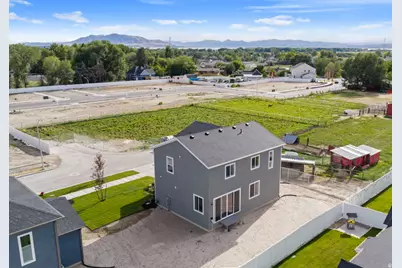 2304 W 1130 Ln N #18, Provo, UT 84601 - Photo 3