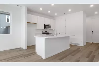 2304 W 1130 Ln N #18, Provo, UT 84601 - Photo 5