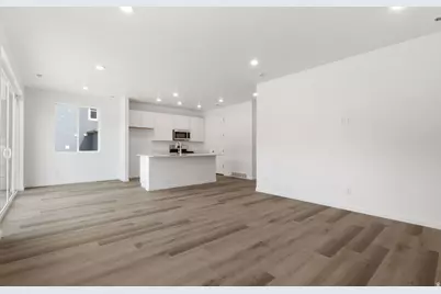 2304 W 1130 Ln N #18, Provo, UT 84601 - Photo 9