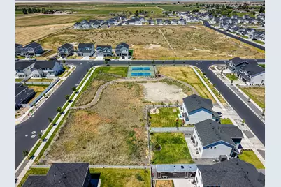 3061 S 2425 W, Syracuse, UT 84075 - Photo 35