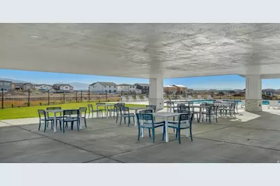 3061 S 2425 W, Syracuse, UT 84075 - Photo 37