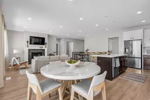 1005 E Antelope Dr, Eagle Mountain, UT 84005 - Photo 13