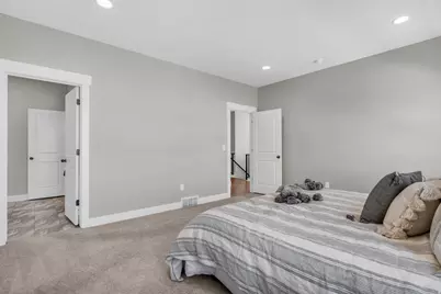 1005 E Antelope Dr, Eagle Mountain, UT 84005 - Photo 17
