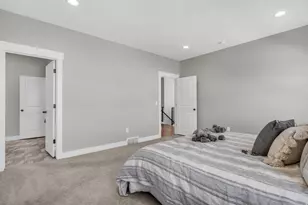 1005 E Antelope Dr, Eagle Mountain, UT 84005 - Photo 17