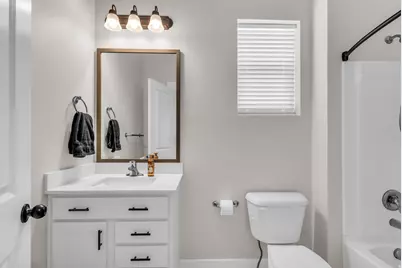 1005 E Antelope Dr, Eagle Mountain, UT 84005 - Photo 25