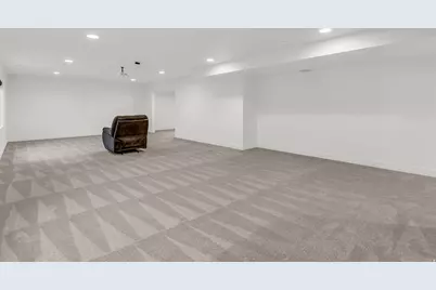 1005 E Antelope Dr, Eagle Mountain, UT 84005 - Photo 27