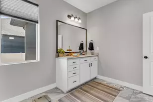 1005 E Antelope Dr, Eagle Mountain, UT 84005 - Photo 19