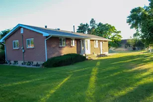 1230 E South Weber Dr, South Weber, UT 84405 - Photo 11
