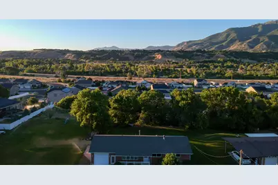 1230 E South Weber Dr, South Weber, UT 84405 - Photo 41