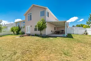 7651 S Village Glen Dr W, West Jordan, UT 84081 - Photo 33