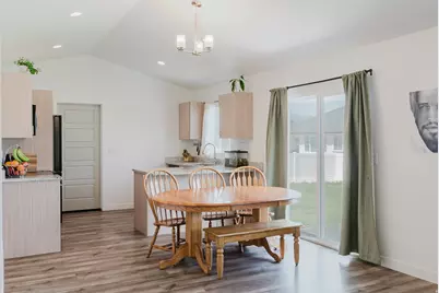 2415 E Boxwood Ln, Eagle Mountain, UT 84005 - Photo 7