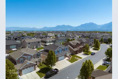 3788 W Tottori Dune Dr, South Jordan, UT 84009 - Photo 47