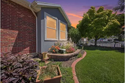 562 W 1400 N, West Bountiful, UT 84087 - Photo 37