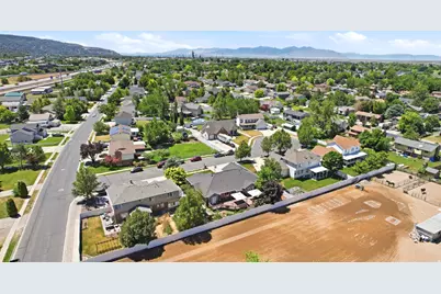 562 W 1400 N, West Bountiful, UT 84087 - Photo 43