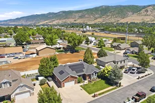 562 W 1400 N, West Bountiful, UT 84087 - Photo 45