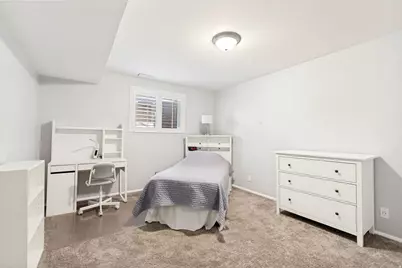 9832 S Falconhurst Dr E, Sandy, UT 84092 - Photo 21