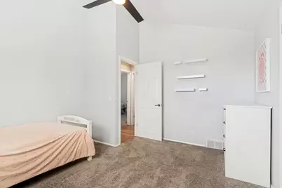9832 S Falconhurst Dr E, Sandy, UT 84092 - Photo 15