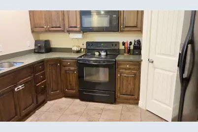 825 S 90 E #E304, Vernal, UT 84078 - Photo 3