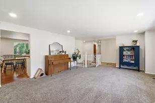 2570 W Blake Dr, Taylorsville, UT 84129 - Photo 7