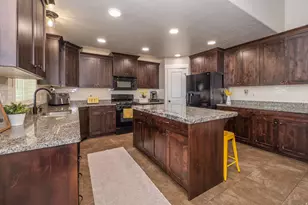 5437 S 3150 W, Roy, UT 84067 - Photo 13