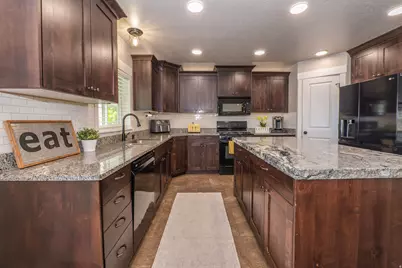 5437 S 3150 W, Roy, UT 84067 - Photo 15