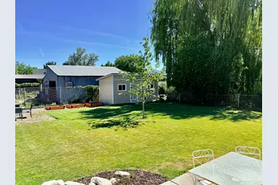 831 W Pages Ln, West Bountiful, UT 84087 - Photo 25