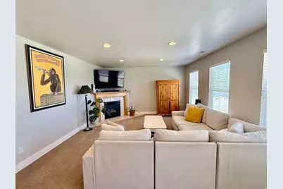 831 W Pages Ln, West Bountiful, UT 84087 - Photo 7