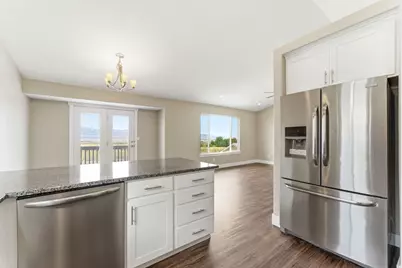 942 S 1050 W, Tooele, UT 84074 - Photo 13