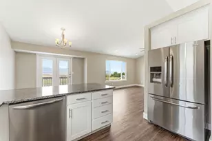 942 S 1050 W, Tooele, UT 84074 - Photo 13