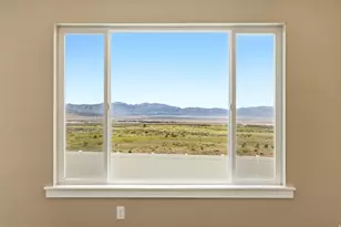 942 S 1050 W, Tooele, UT 84074 - Photo 9
