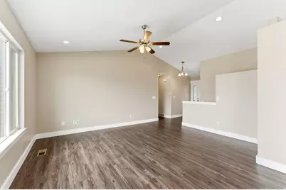 942 S 1050 W, Tooele, UT 84074 - Photo 7
