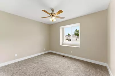 942 S 1050 W, Tooele, UT 84074 - Photo 23