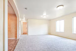 3821 E Rock Creek Rd, Eagle Mountain, UT 84005 - Photo 3