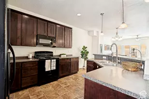 3750 S Prairiewood Dr, Salt Lake City, UT 84115 - Photo 9