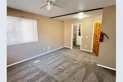 2875 N Hill Field Rd #4, Layton, UT 84041 - Photo 11