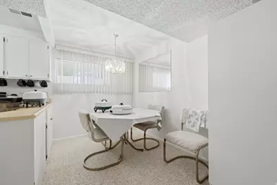 1750 E Crescent View Dr Dr, Sandy, UT 84092 - Photo 19