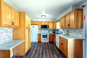 396 W 1130 N, Sunset, UT 84015 - Photo 3